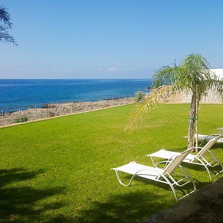 Kritamos Beach Apartments 弗朗哥卡斯特隆 外观 照片